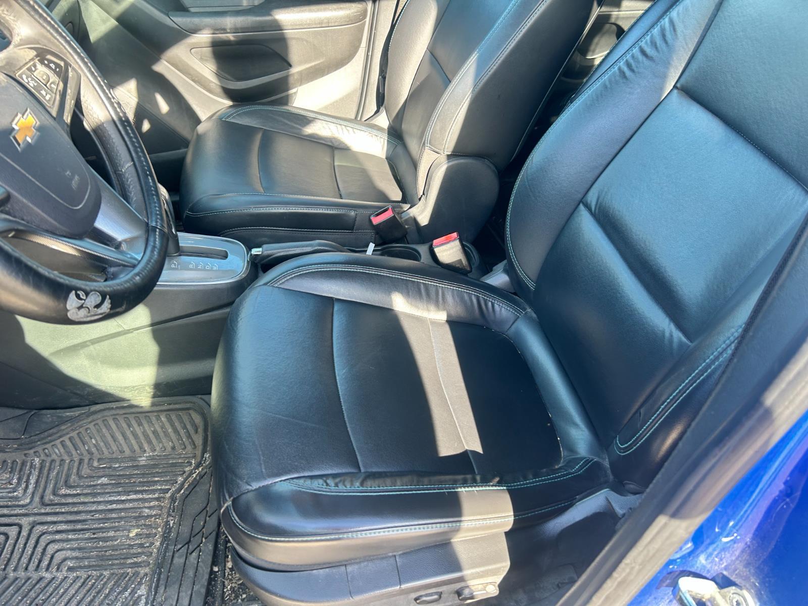 Used 2015 Brilliant Blue Metallic Chevrolet LTZ image 9