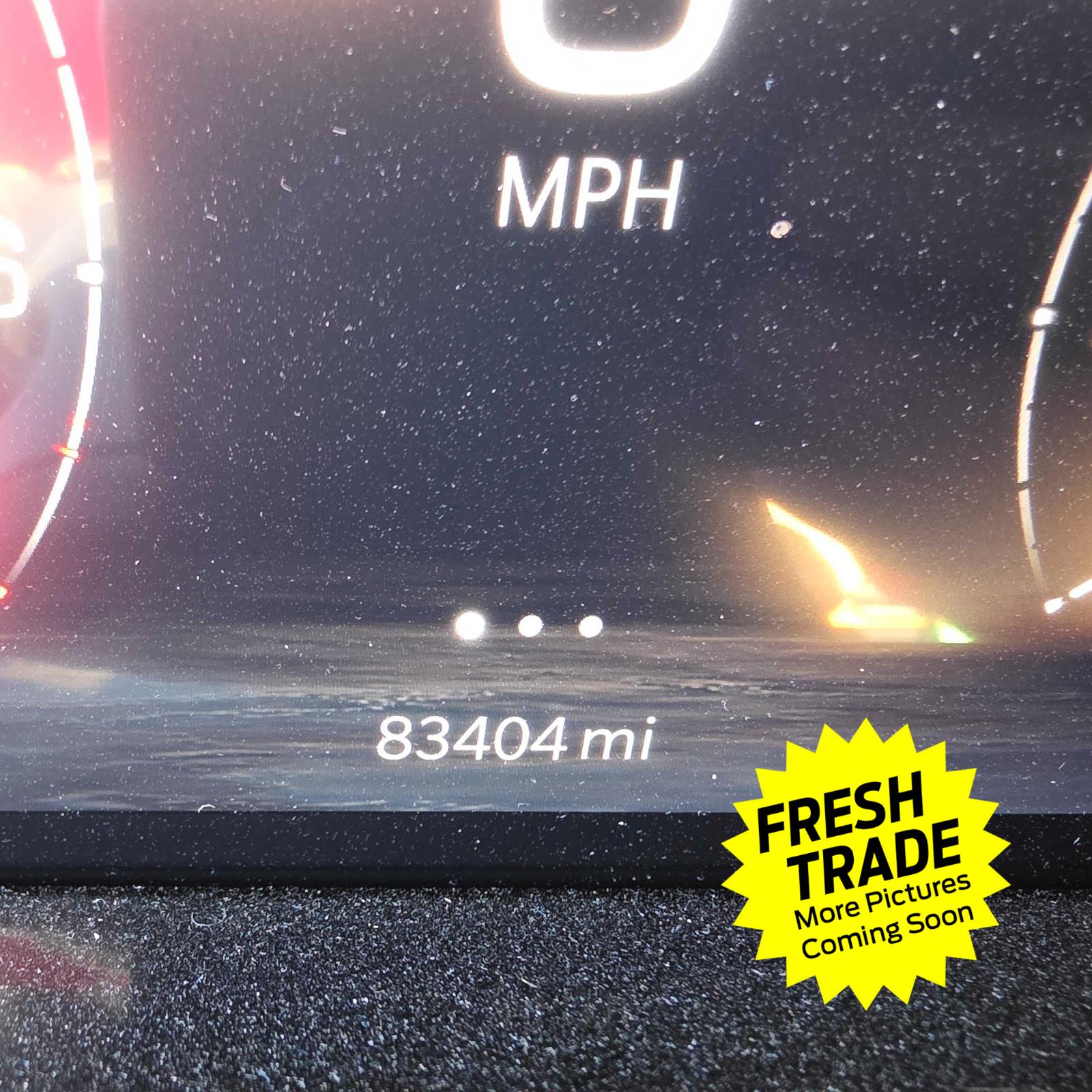 Used 2022 Diamond Black Crystal Pearlcoat Jeep Series III image 9