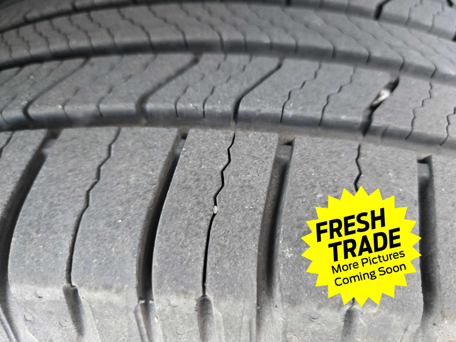 Used 2017 Shadow Black Ford XLT image 12