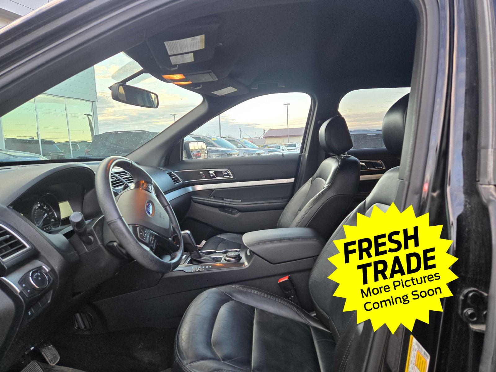 Used 2017 Shadow Black Ford XLT image 7