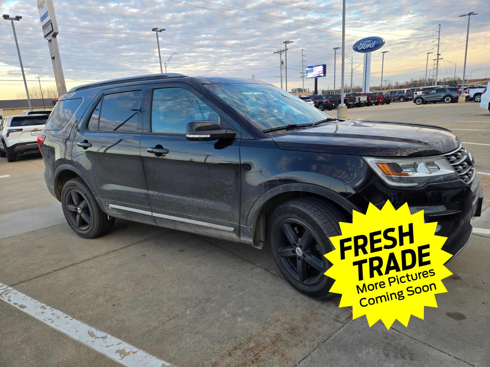 Used 2017 Shadow Black Ford XLT image 2