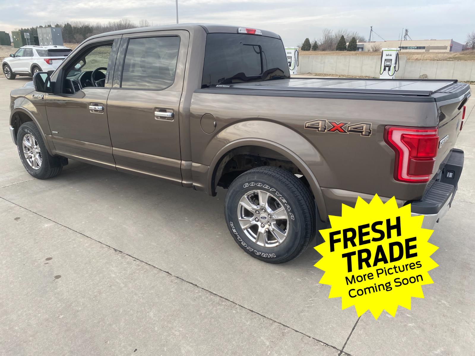 Used 2016 Caribou Metallic Ford Lariat image 3