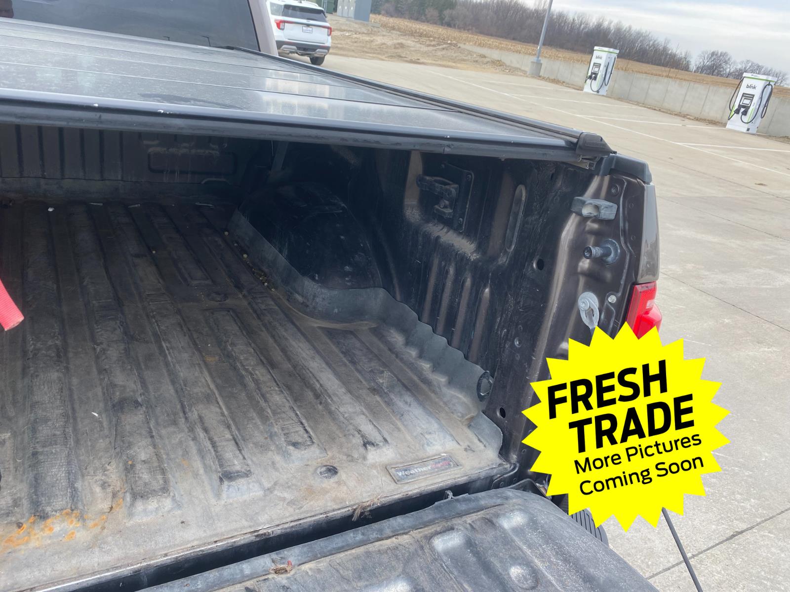 Used 2016 Caribou Metallic Ford Lariat image 9