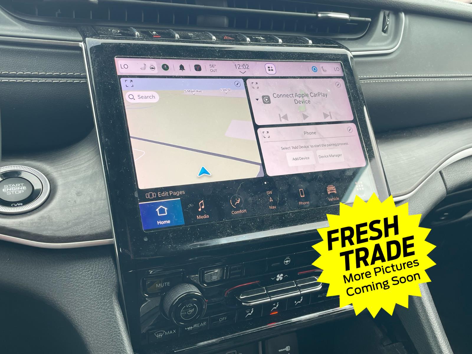 Used 2022 Diamond Black Crystal Pearlcoat Jeep Limited image 9