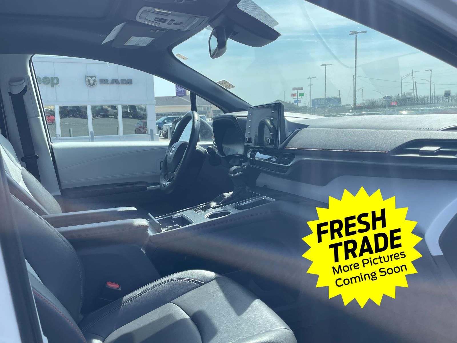 Used 2022 White Toyota XSE 7-Passenger image 7