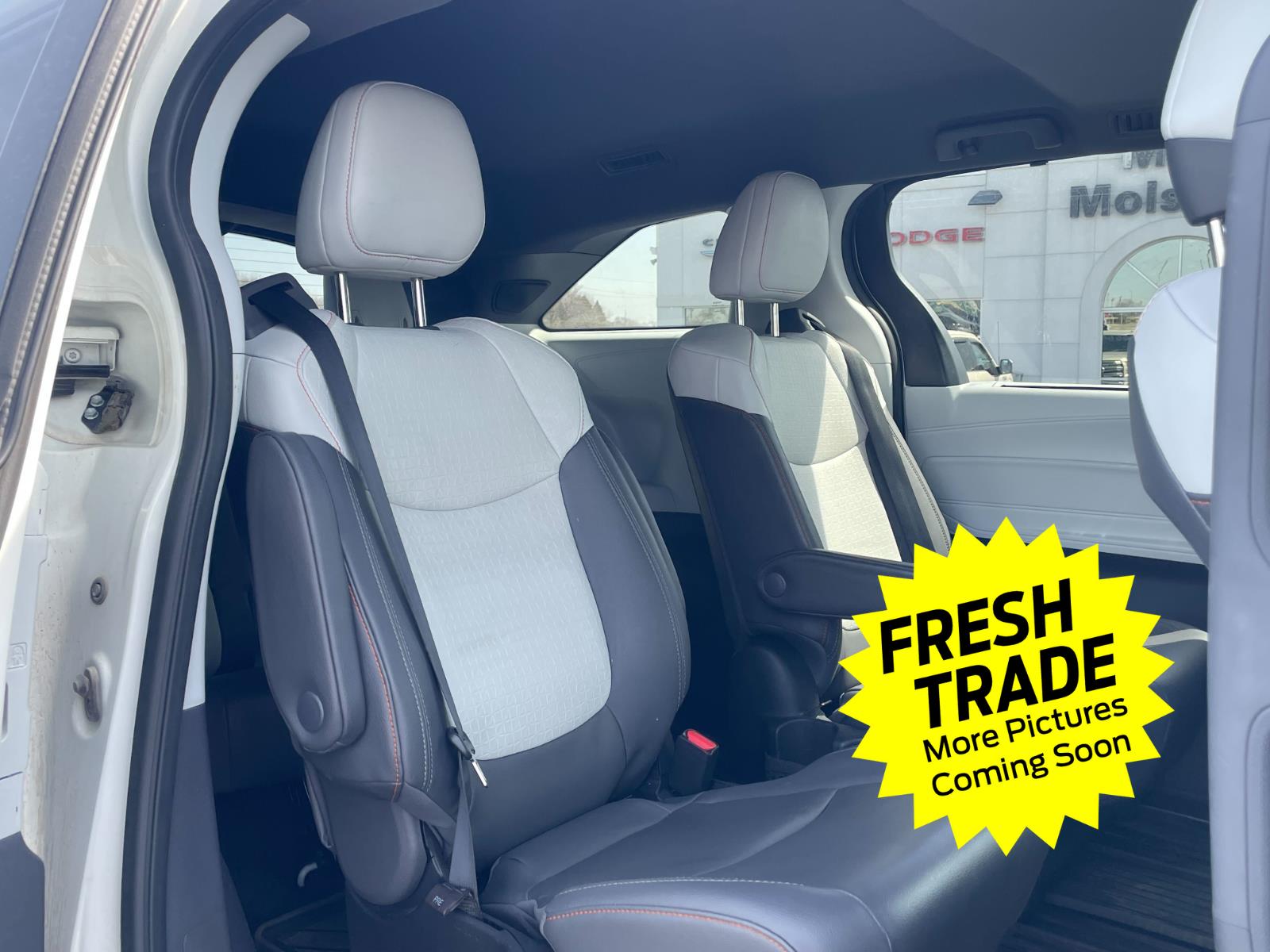 Used 2022 White Toyota XSE 7-Passenger image 8