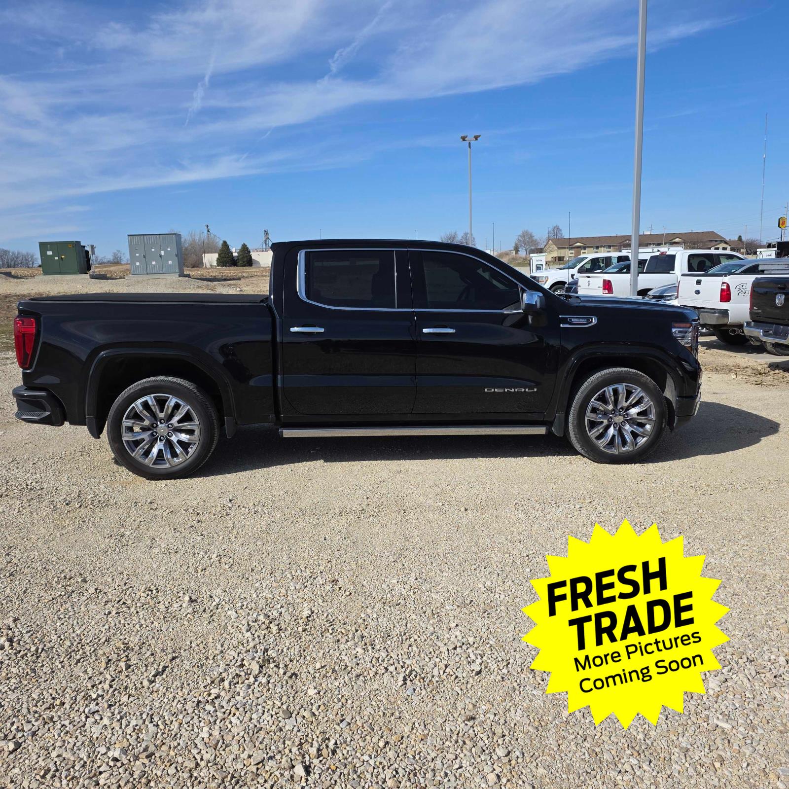 Used 2023 Onyx Black GMC Denali image 5