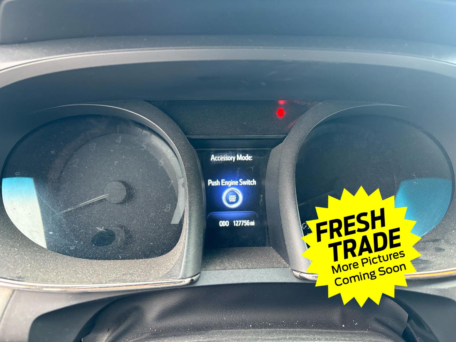 Used 2015 Creme Brulee Mica Toyota Limited image 9