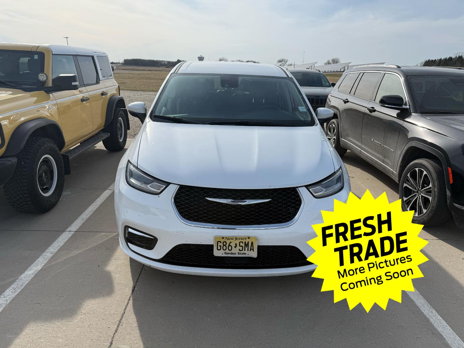 Used 2023 Bright White Clearcoat Chrysler Touring L image 2