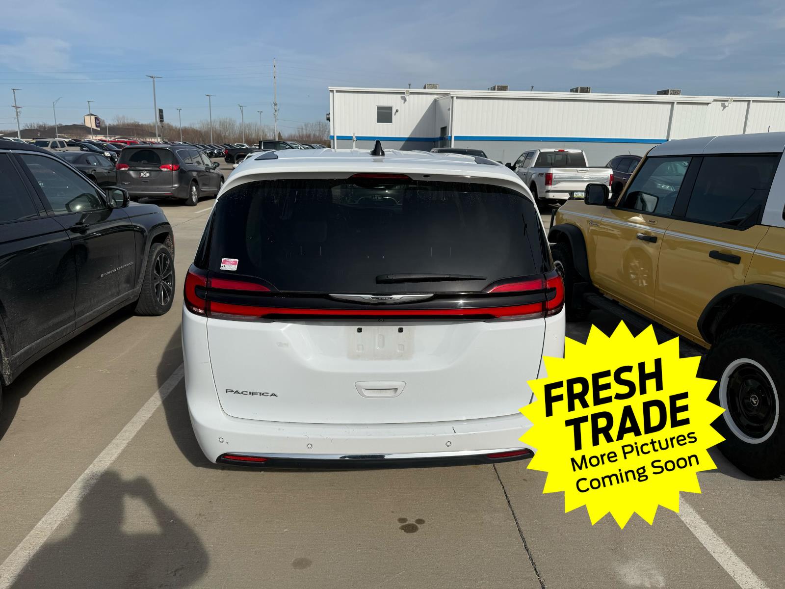 Used 2023 Bright White Clearcoat Chrysler Touring L image 4