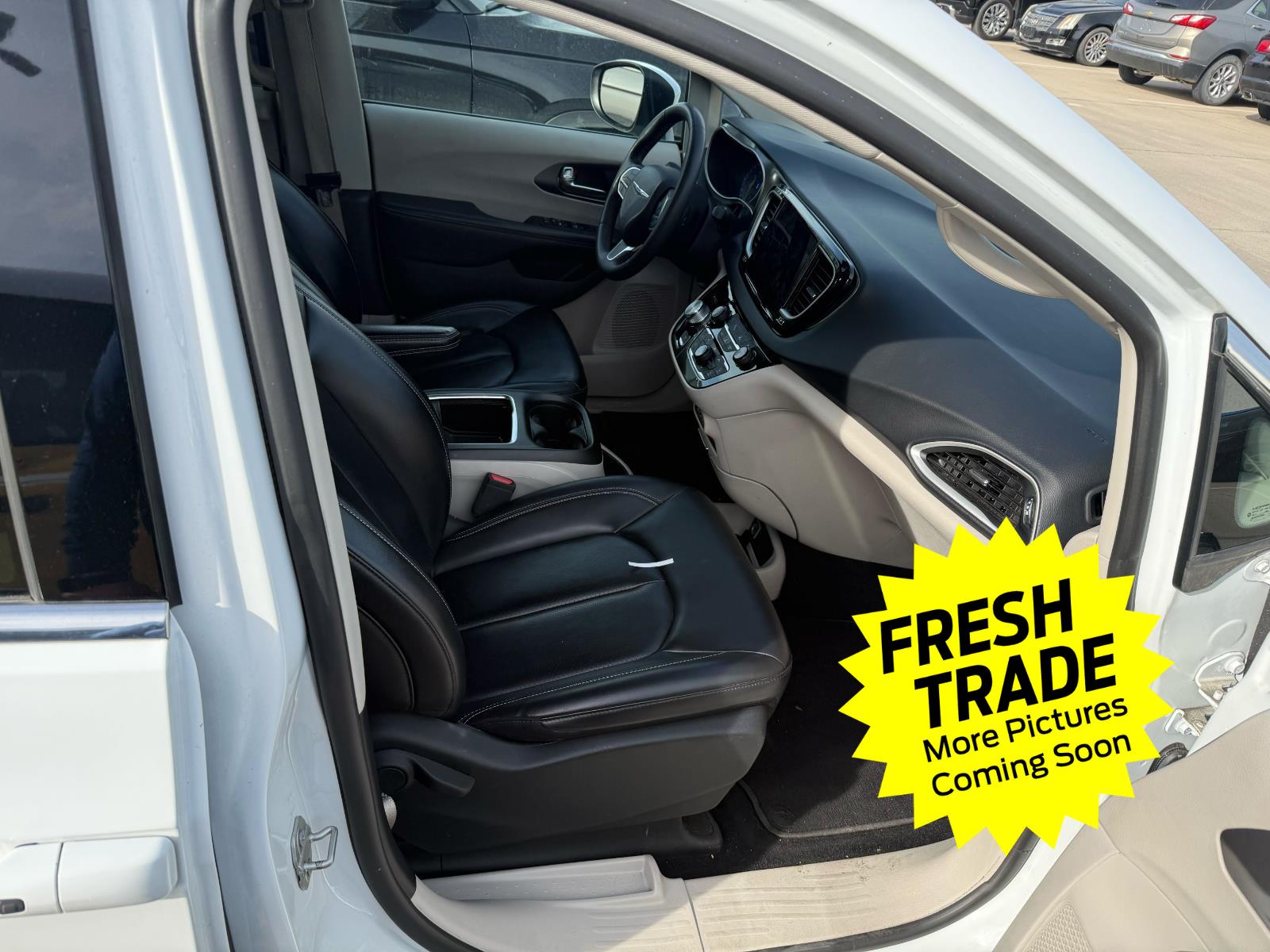 Used 2023 Bright White Clearcoat Chrysler Touring L image 7