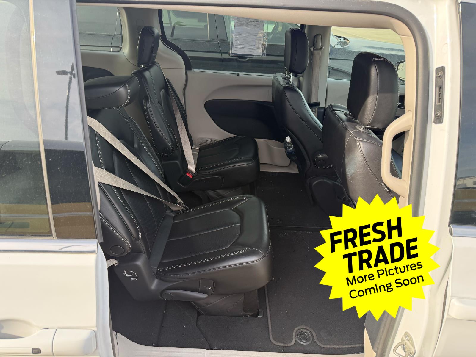 Used 2023 Bright White Clearcoat Chrysler Touring L image 8