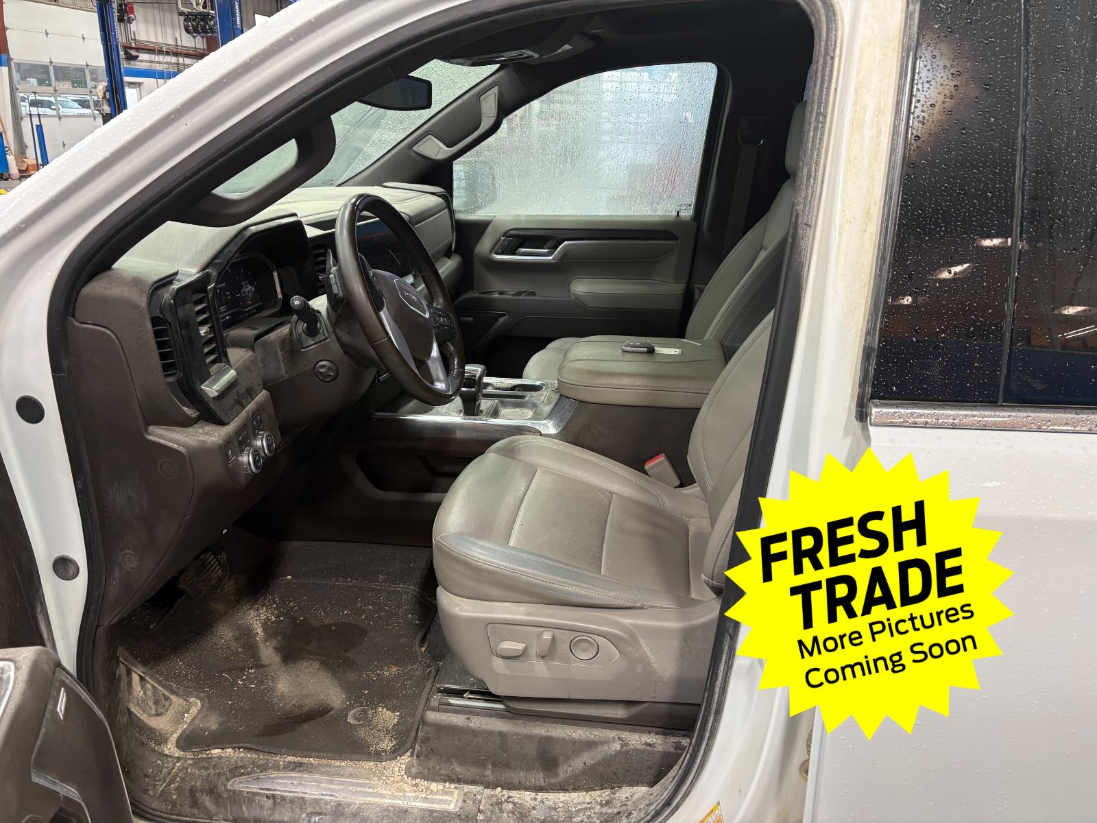 Used 2025 Summit White GMC SLT image 6