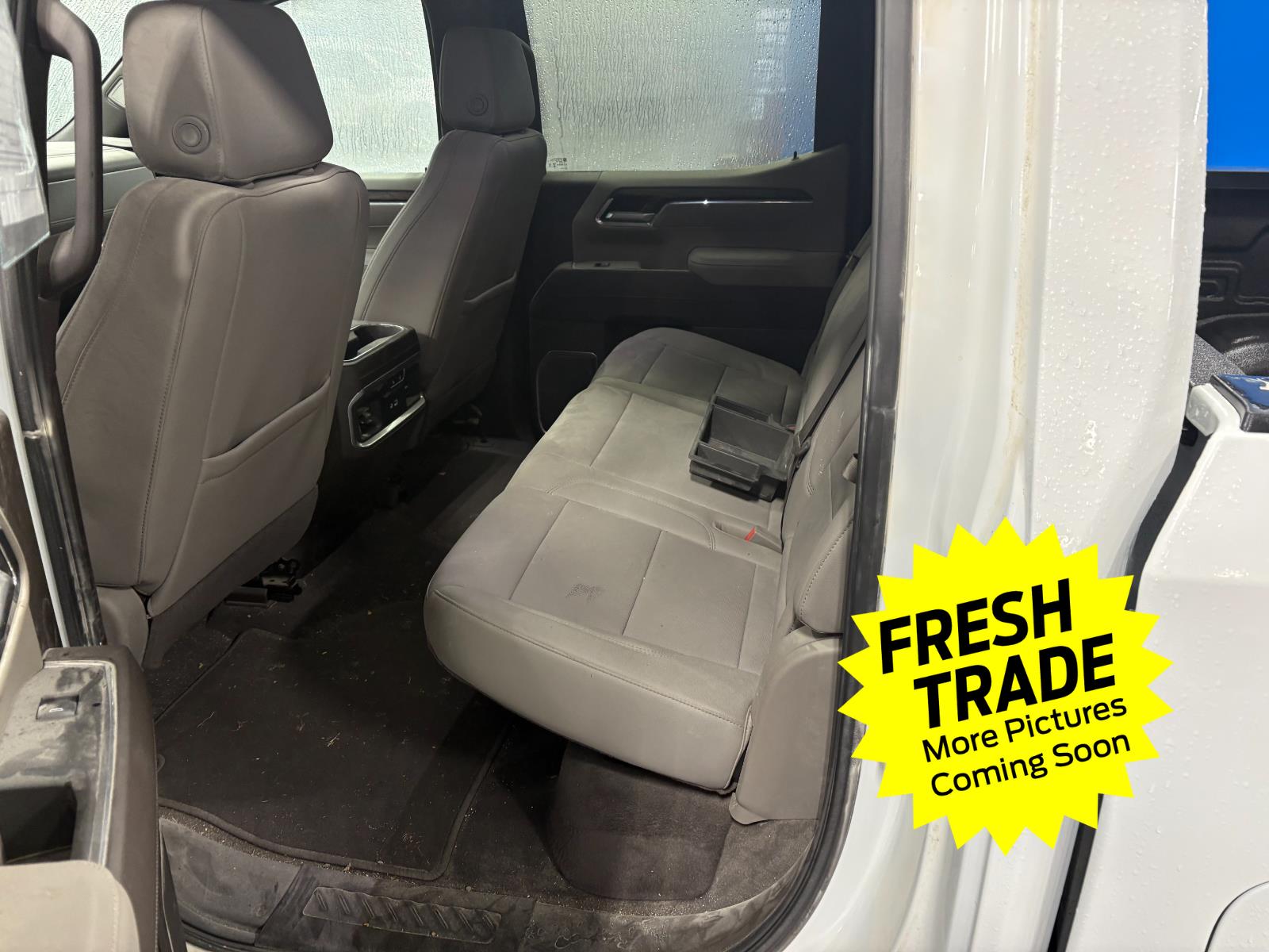 Used 2025 Summit White GMC SLT image 7