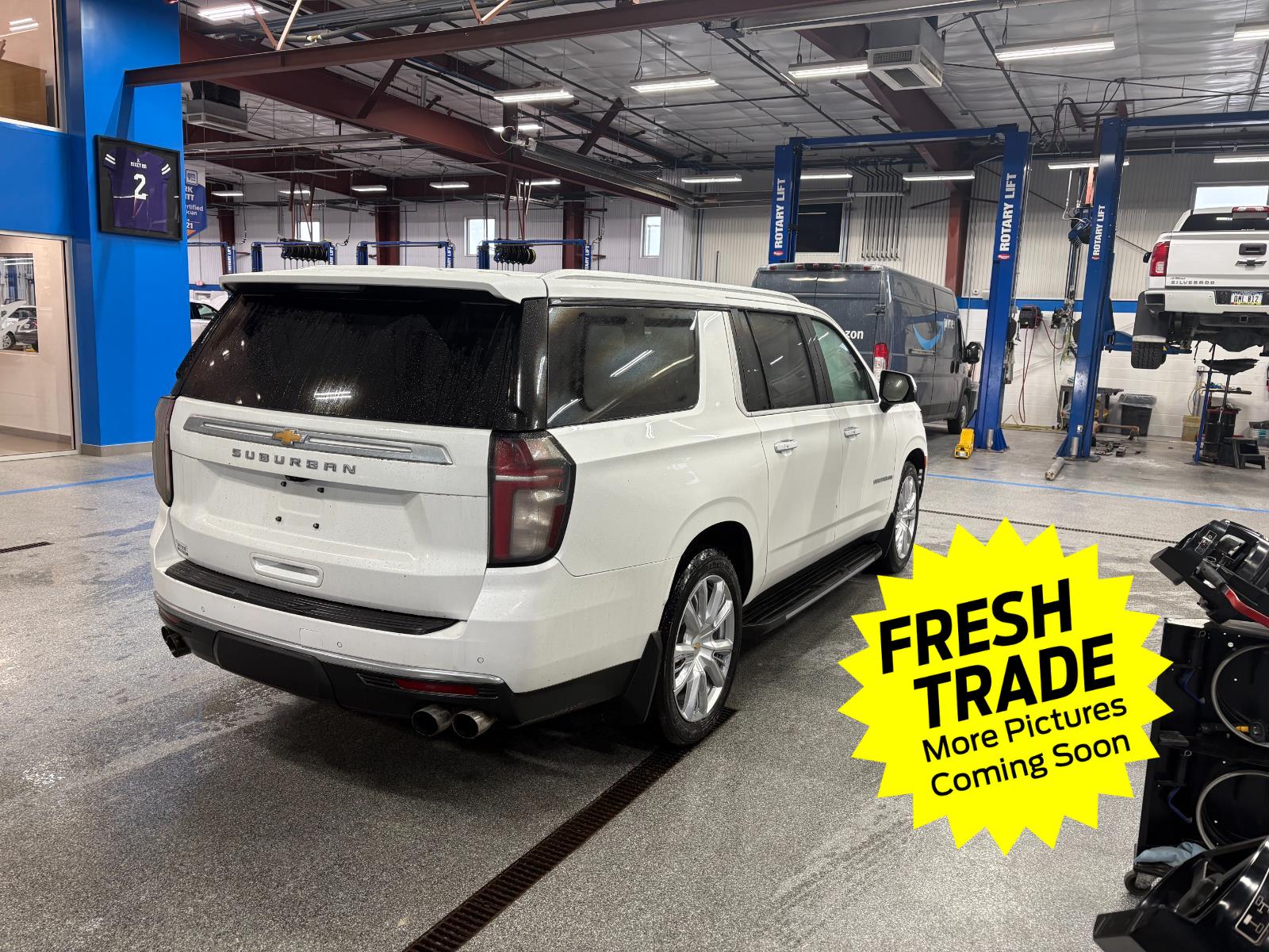 Used 2021 Iridescent Pearl Tricoat Chevrolet High Country image 5