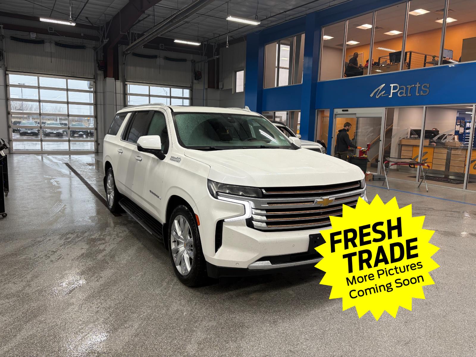 Used 2021 Iridescent Pearl Tricoat Chevrolet High Country image 7