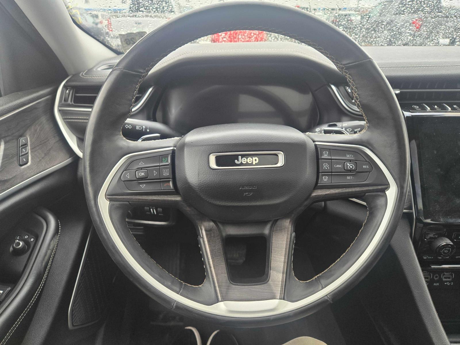 Used 2021 Bright White Clearcoat Jeep Limited image 8