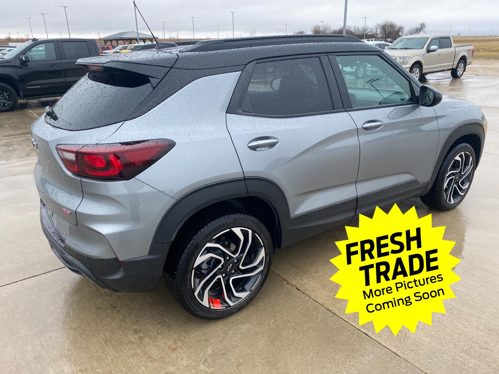 Used 2025 Sterling Gray Metallic Chevrolet RS image 5