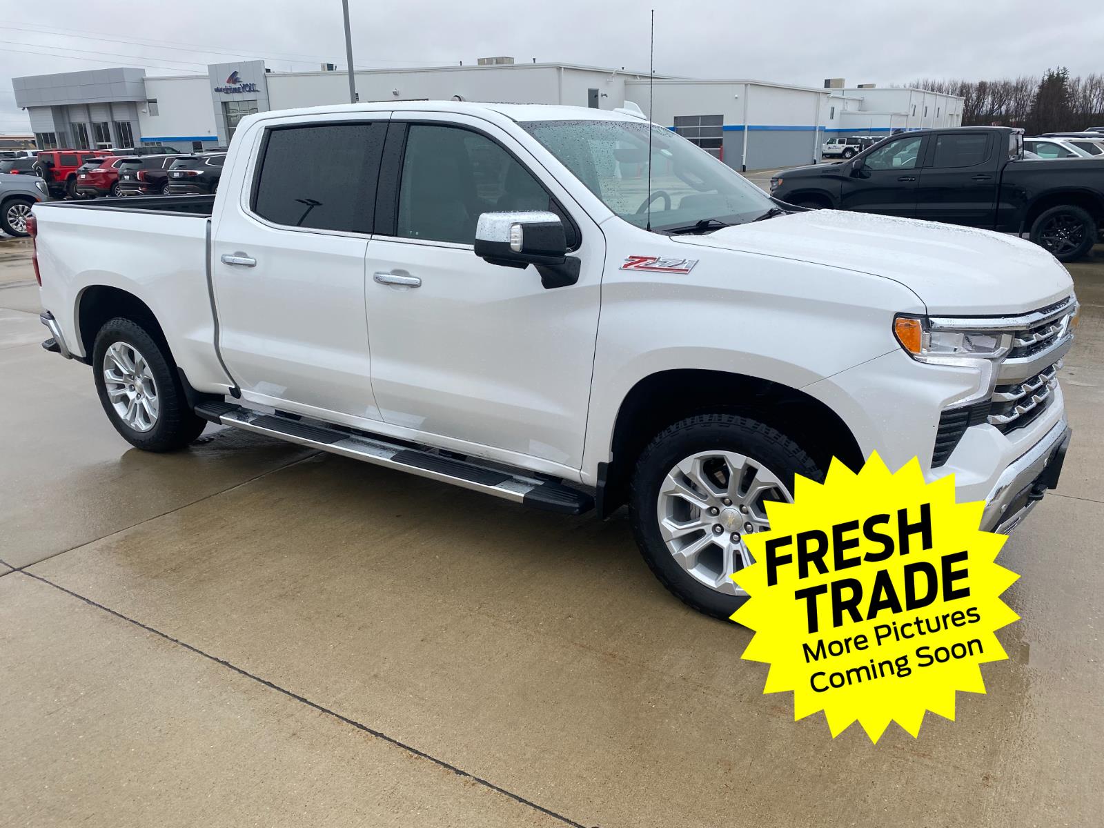 Used 2022 Iridescent Pearl Tricoat Chevrolet LTZ image 6