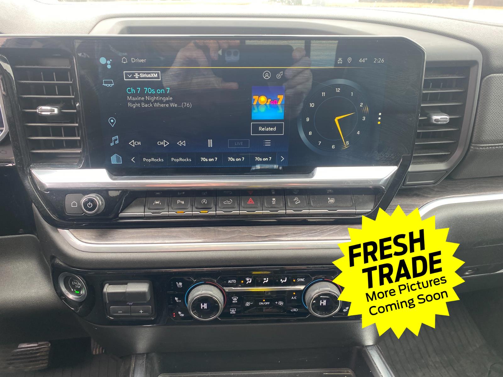 Used 2022 Iridescent Pearl Tricoat Chevrolet LTZ image 11