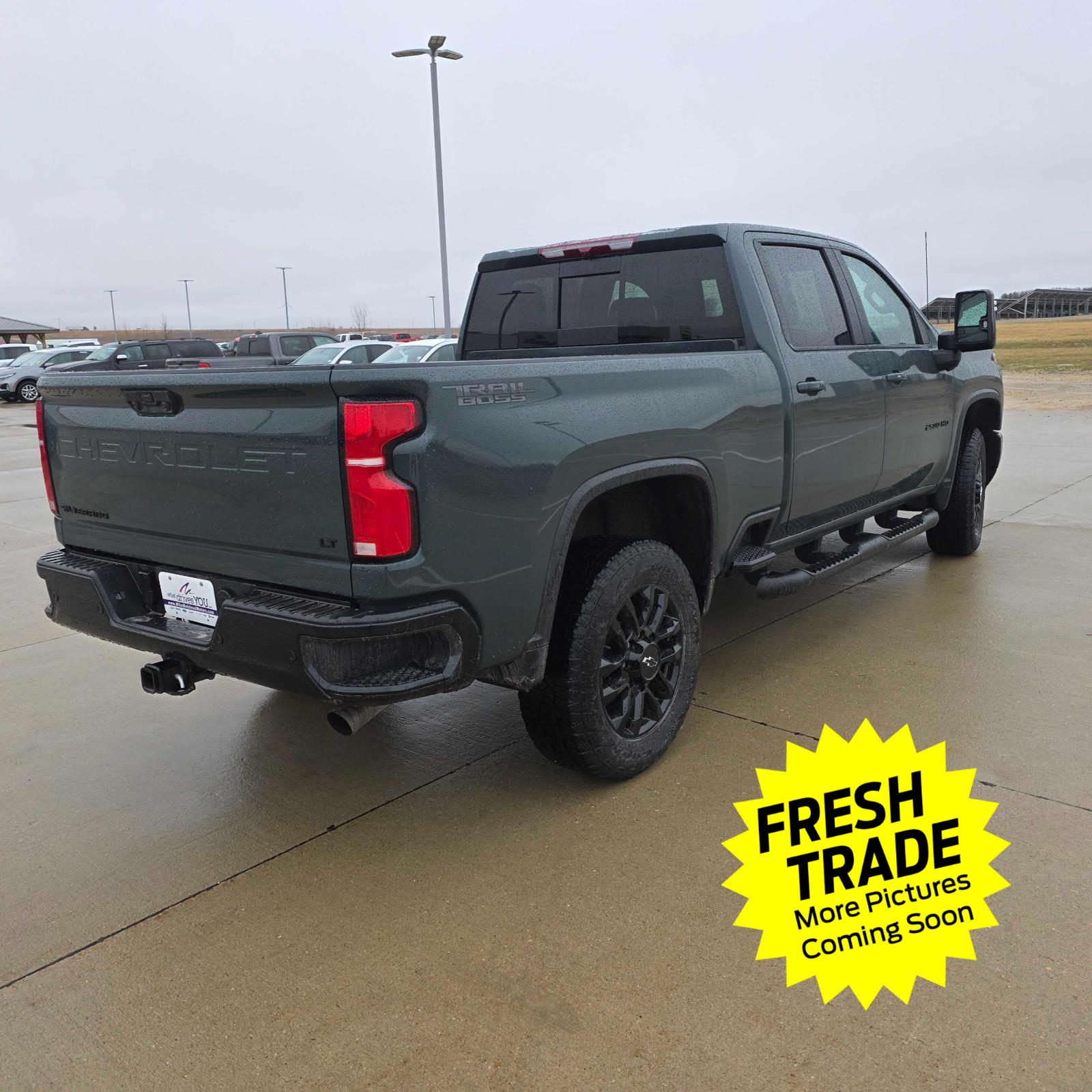 Used 2025 Cypress Gray Chevrolet LT image 6