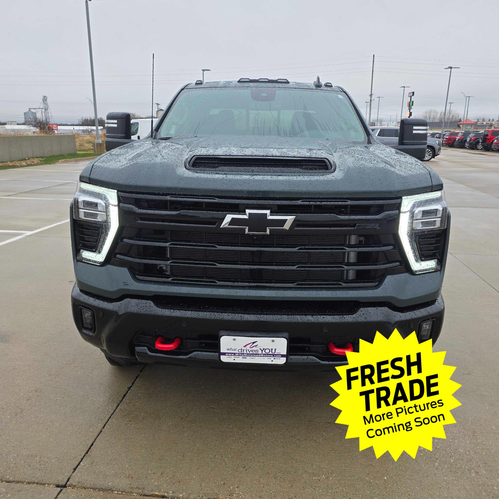 Used 2025 Cypress Gray Chevrolet LT image 5