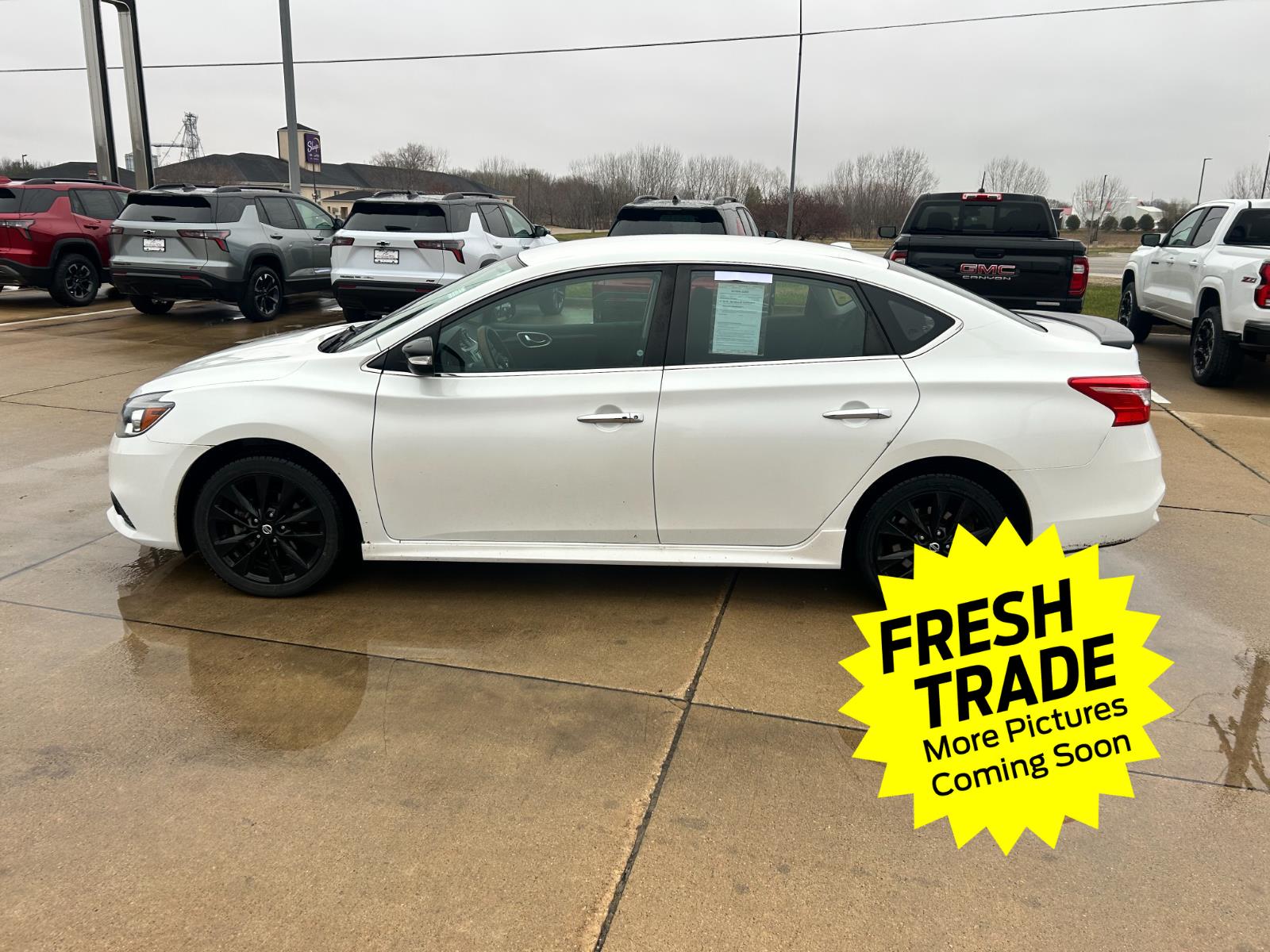 Aspen White 2018 Nissan Sentra SR FWD Sedan Front-Wheel Drive Continuously Variable Transmission