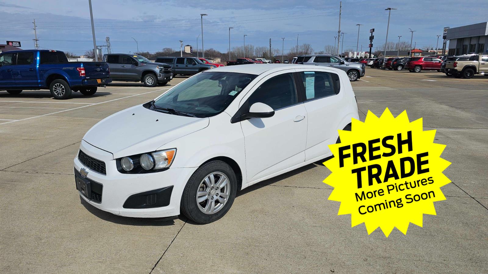 Summit White 2013 Chevrolet Sonic LT Hatchback FWD Hatchback Front-Wheel Drive 6-Speed Automatic
