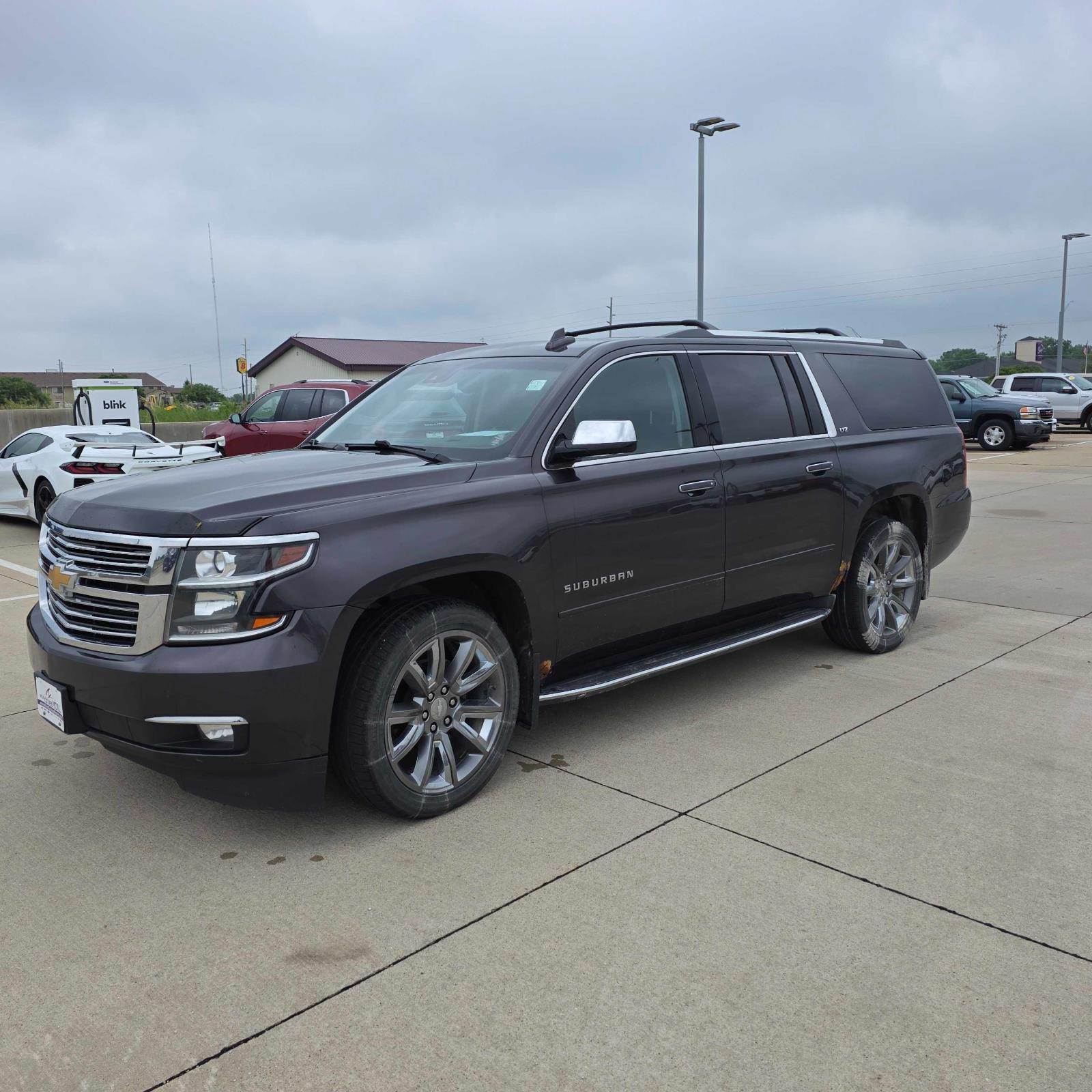 Gray (Tungsten Metallic) 2016 Chevrolet Suburban SUV / Crossover Four-Wheel Drive 6-Speed Automatic