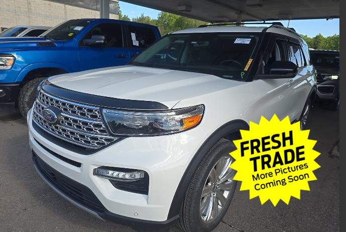 Star White Metallic Tri-Coat 2024 Ford Explorer SUV / Crossover All-Wheel Drive Automatic