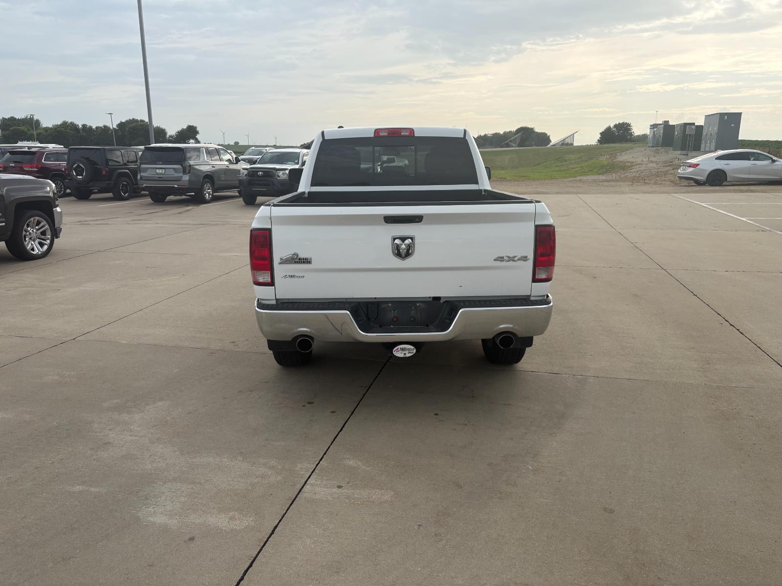 Used 2014 Bright White Clearcoat Ram Big Horn image 2
