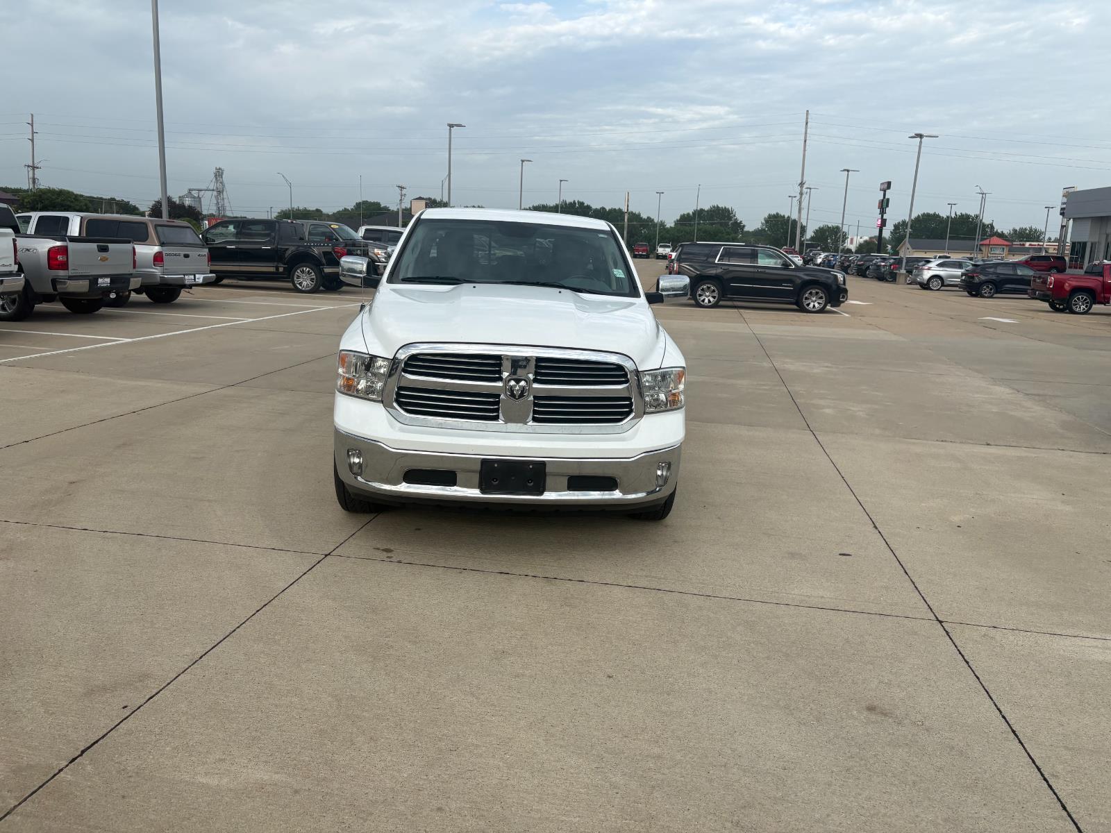 Used 2014 Bright White Clearcoat Ram Big Horn image 6