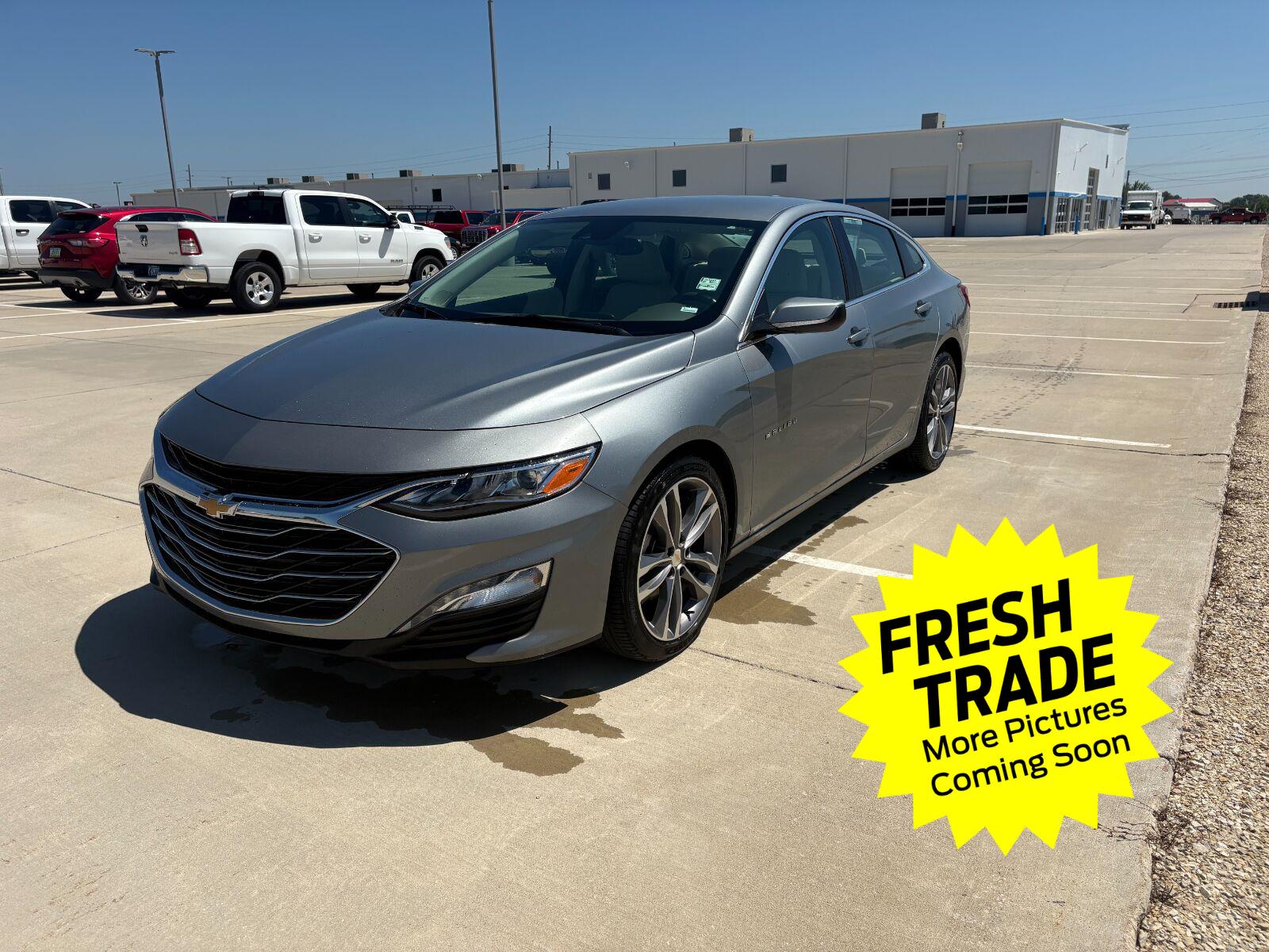2024 Chevrolet Malibu LT with 2LT FWD