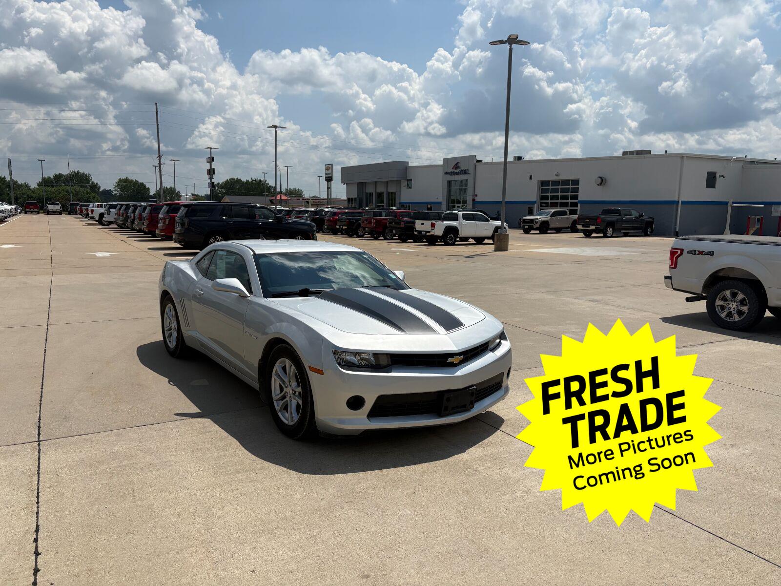 Silver Ice Metallic 2014 Chevrolet Camaro Coupe Rear-Wheel Drive 6-Speed Manual