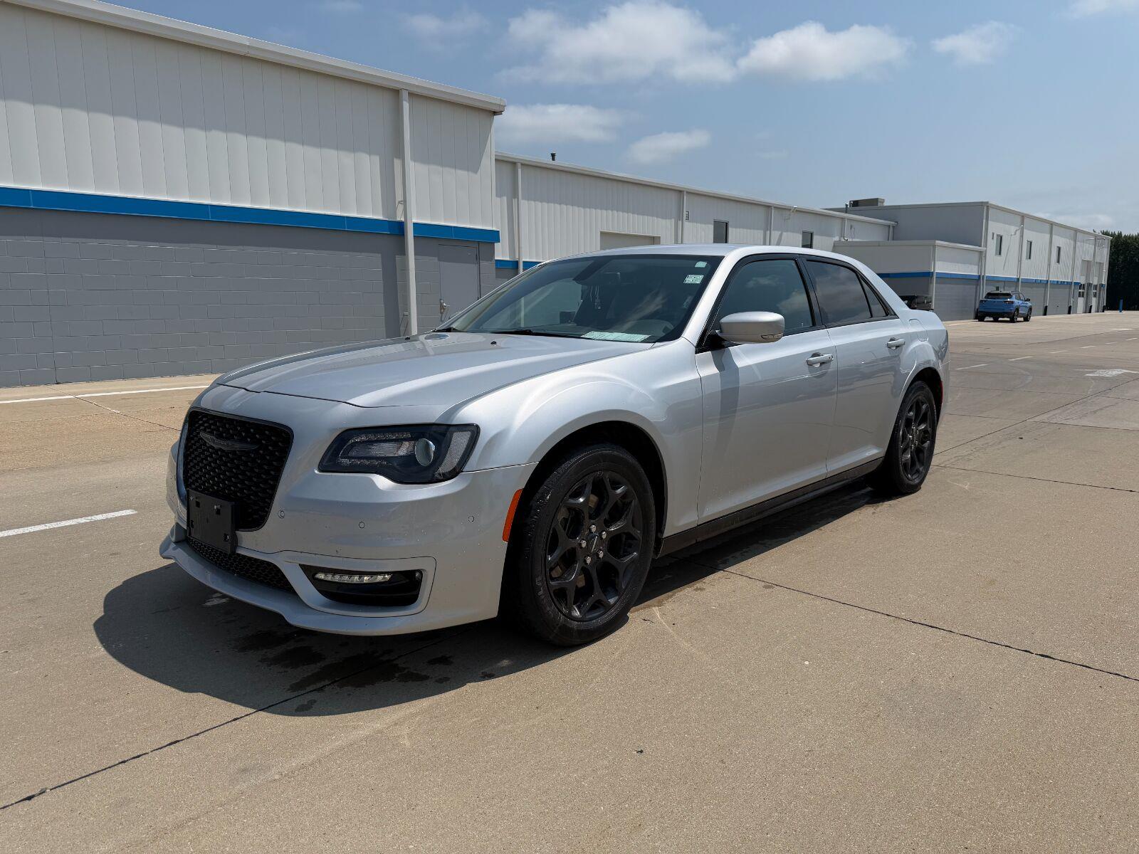 Silver Mist Clearcoat 2021 Chrysler 300 Sedan All-Wheel Drive 8-Speed Automatic