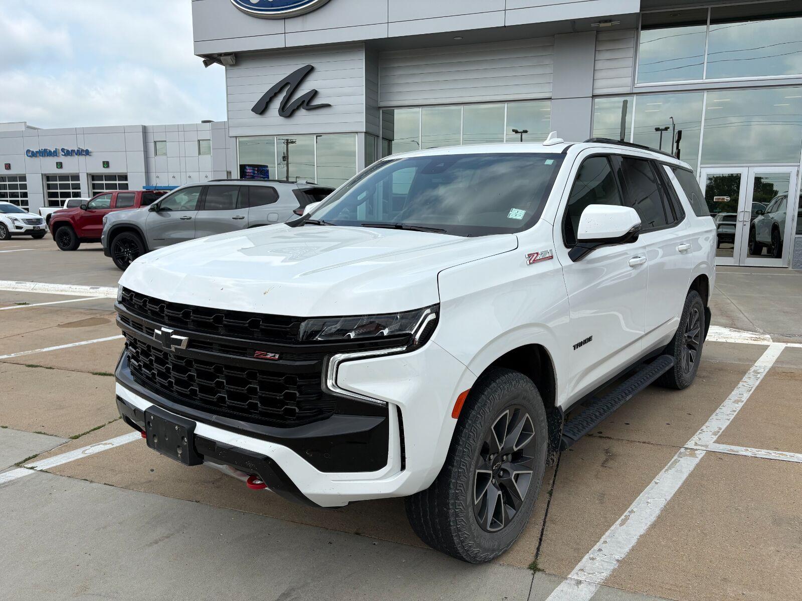 Summit White 2024 Chevrolet Tahoe SUV / Crossover Four-Wheel Drive Automatic