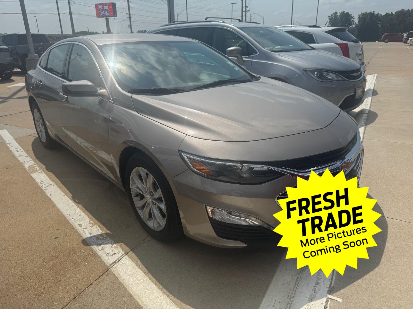 Mineral Gray Metallic 2024 Chevrolet Malibu Sedan Front-Wheel Drive Continuously Variable Transmission