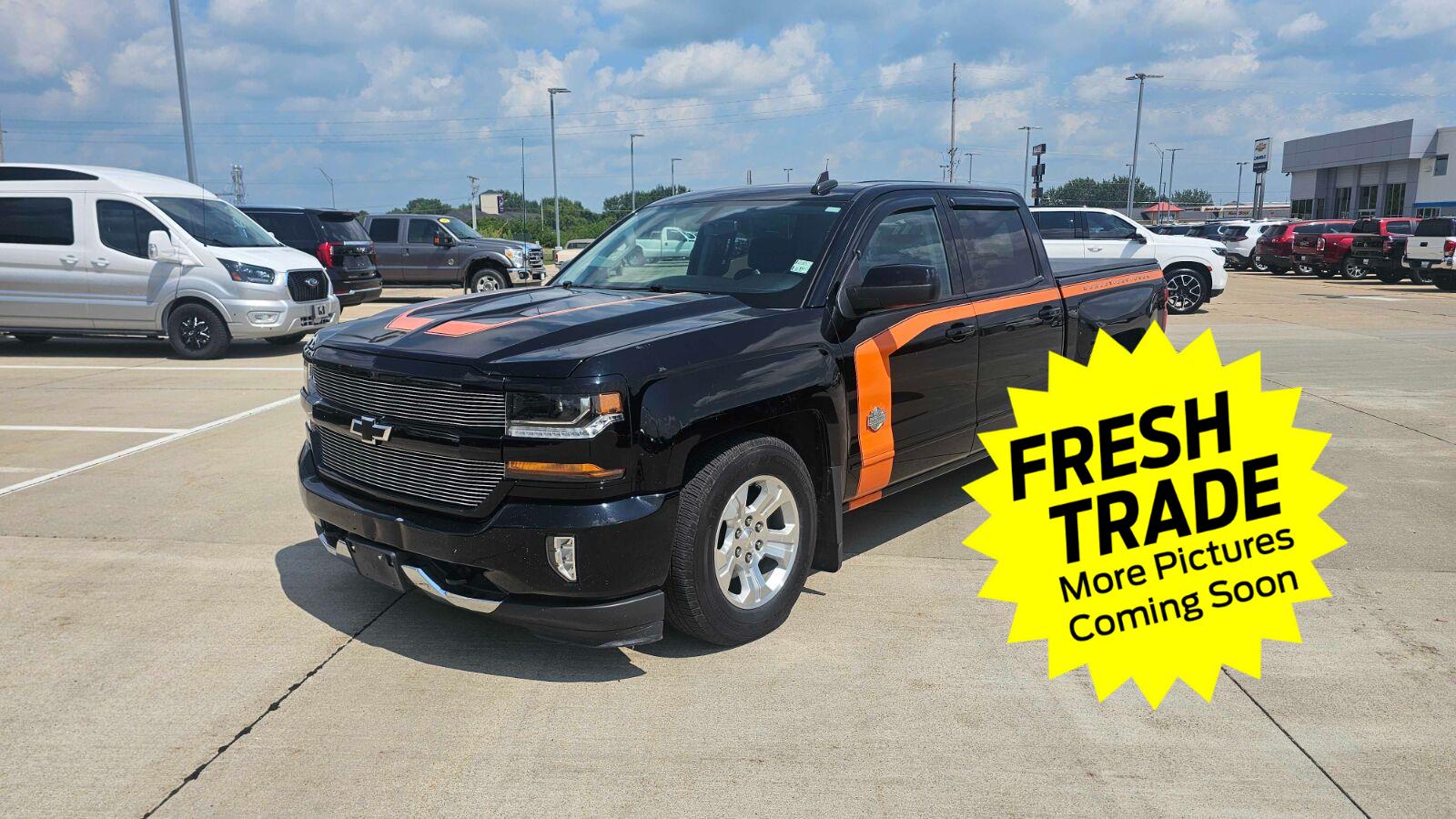 Black 2017 Chevrolet Silverado 1500 Pickup Truck Four-Wheel Drive 6-Speed Automatic