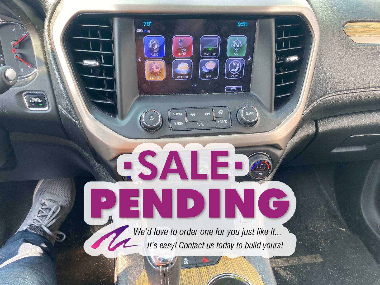 Used 2017 White Frost Tricoat GMC Denali image 11