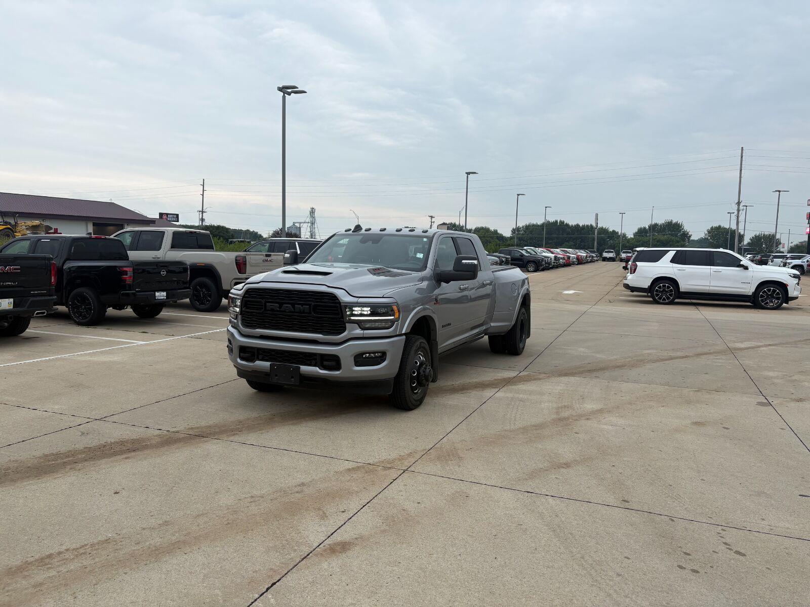 2023 RAM 3500 Limited Mega Cab DRW 4WD