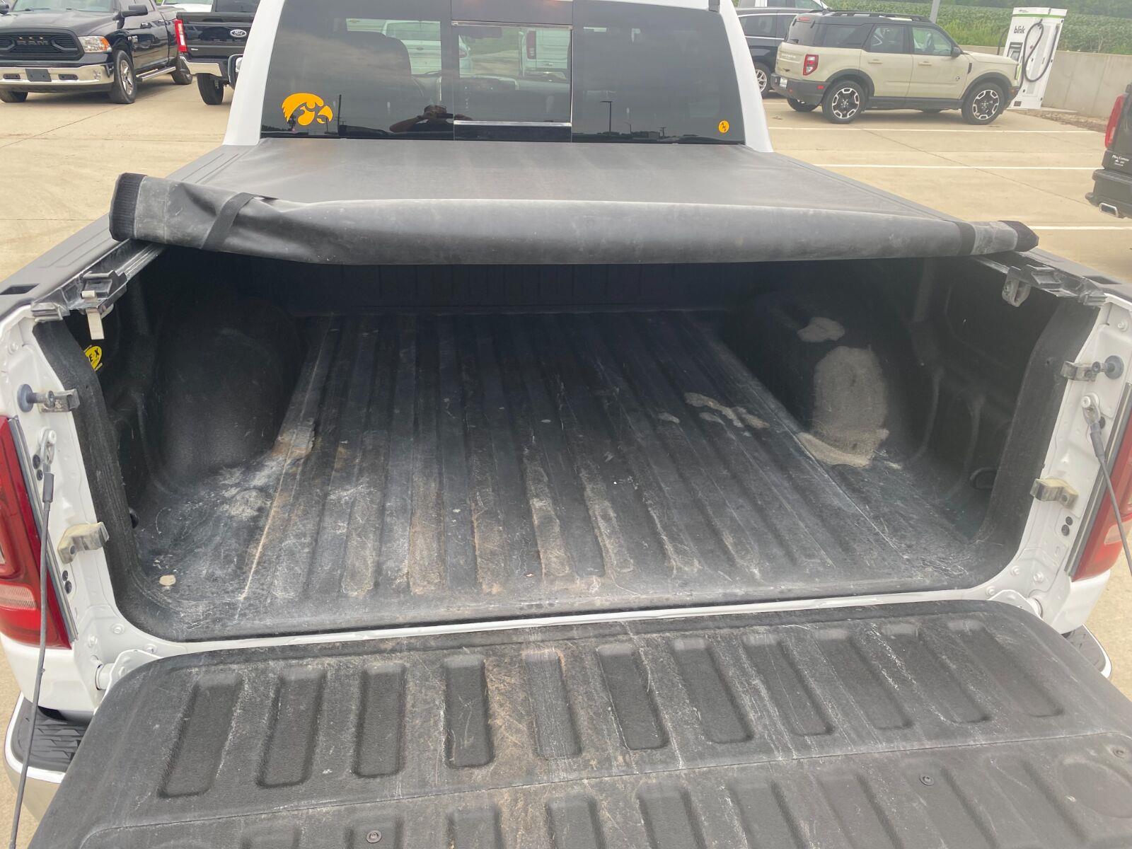 Used 2019 Ivory White Tri-Coat Pearlcoat Ram Laramie image 11