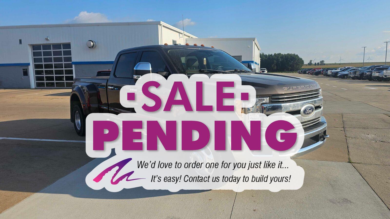 Used 2017 Caribou Ford Lariat image 3