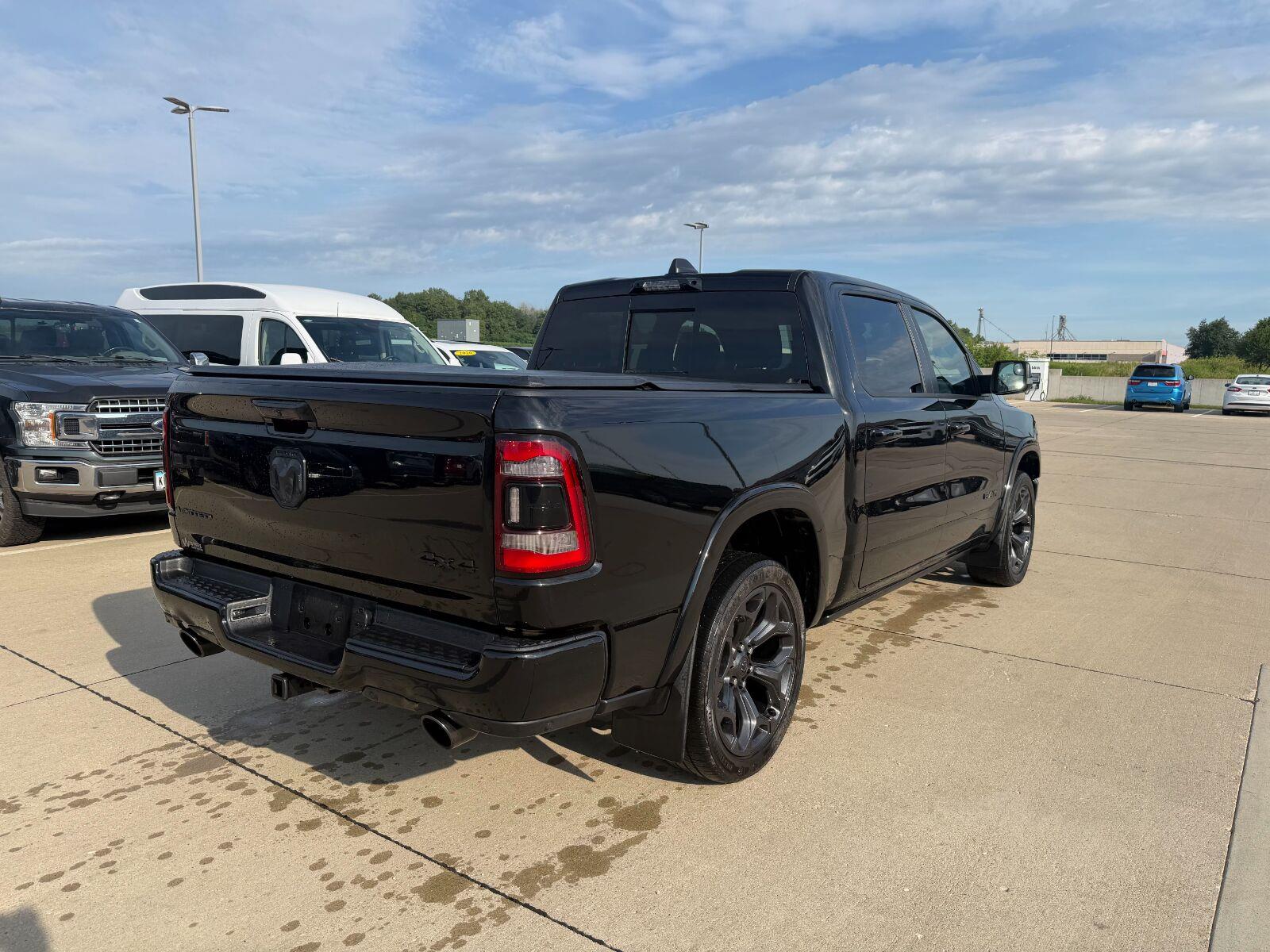 Used 2022 Diamond Black Crystal Pearlcoat Ram Limited image 5