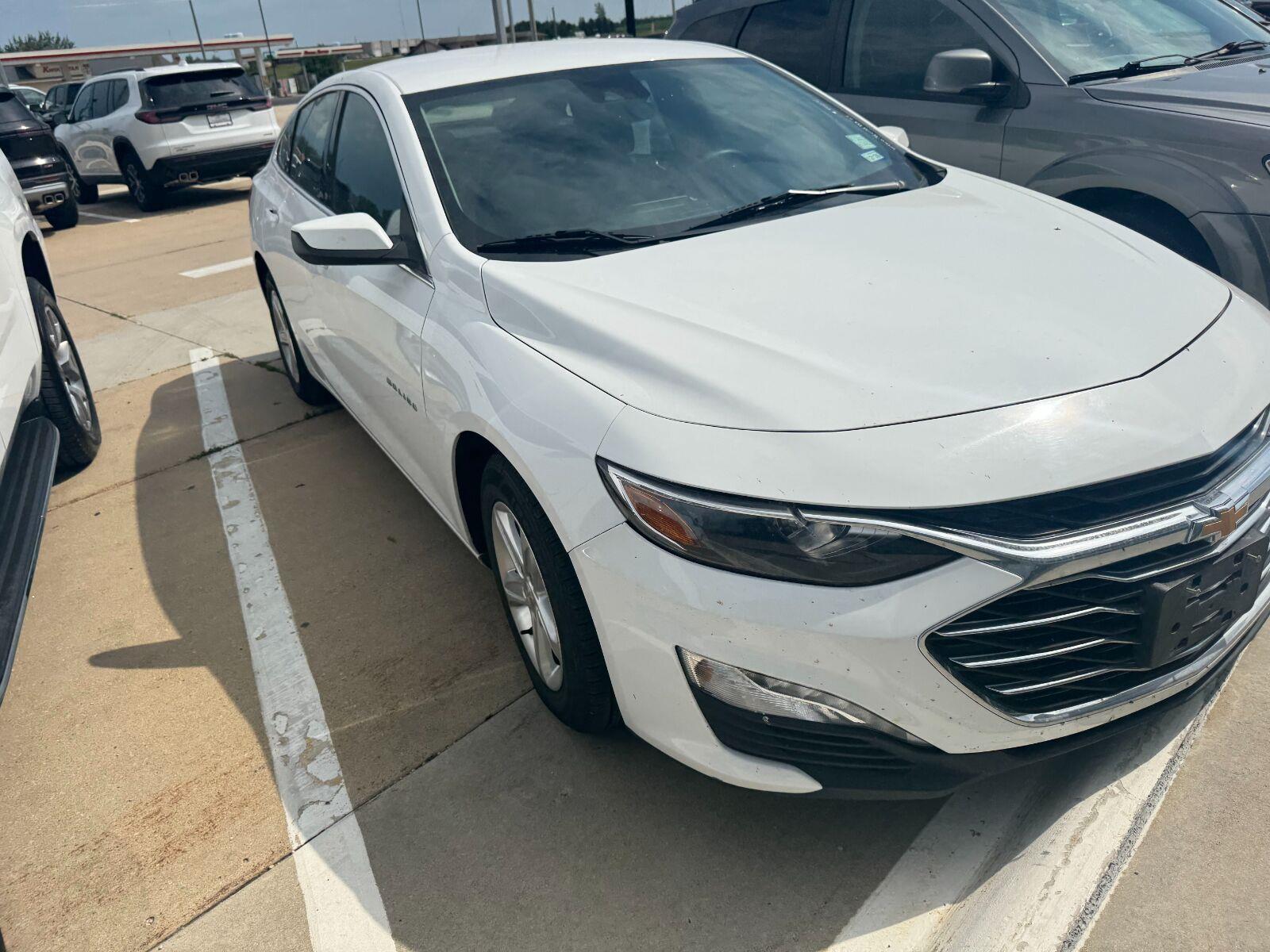 Used 2024 WHITE CHEVROLET 4DR SDN 1LT image 3
