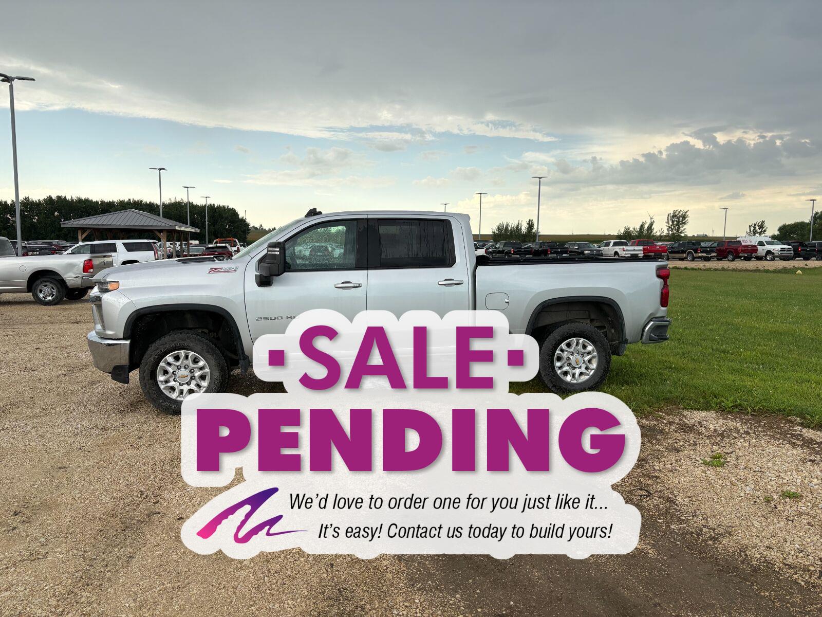 Used 2022 Silver Ice Metallic Chevrolet LT image 7
