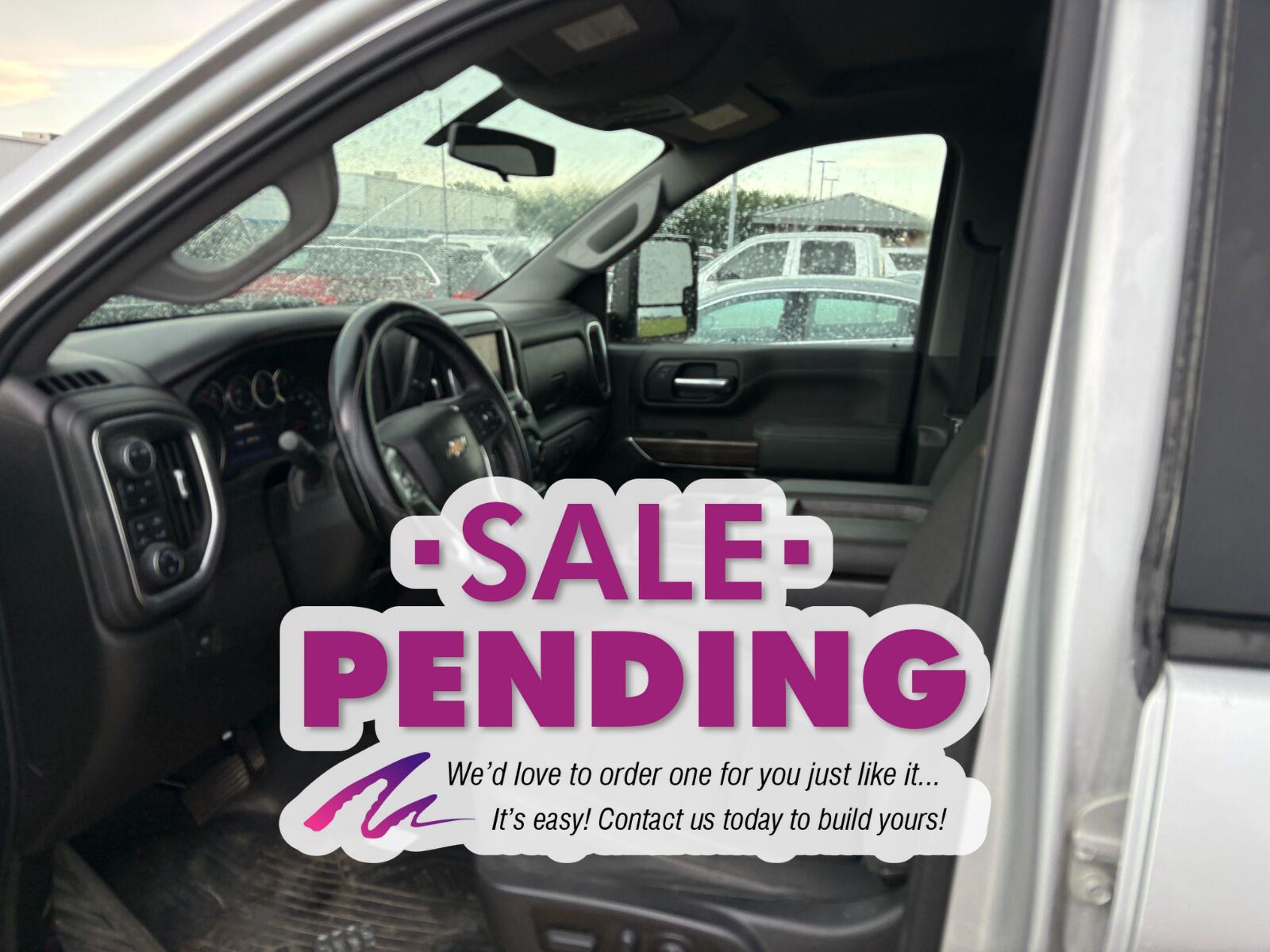 Used 2022 Silver Ice Metallic Chevrolet LT image 9