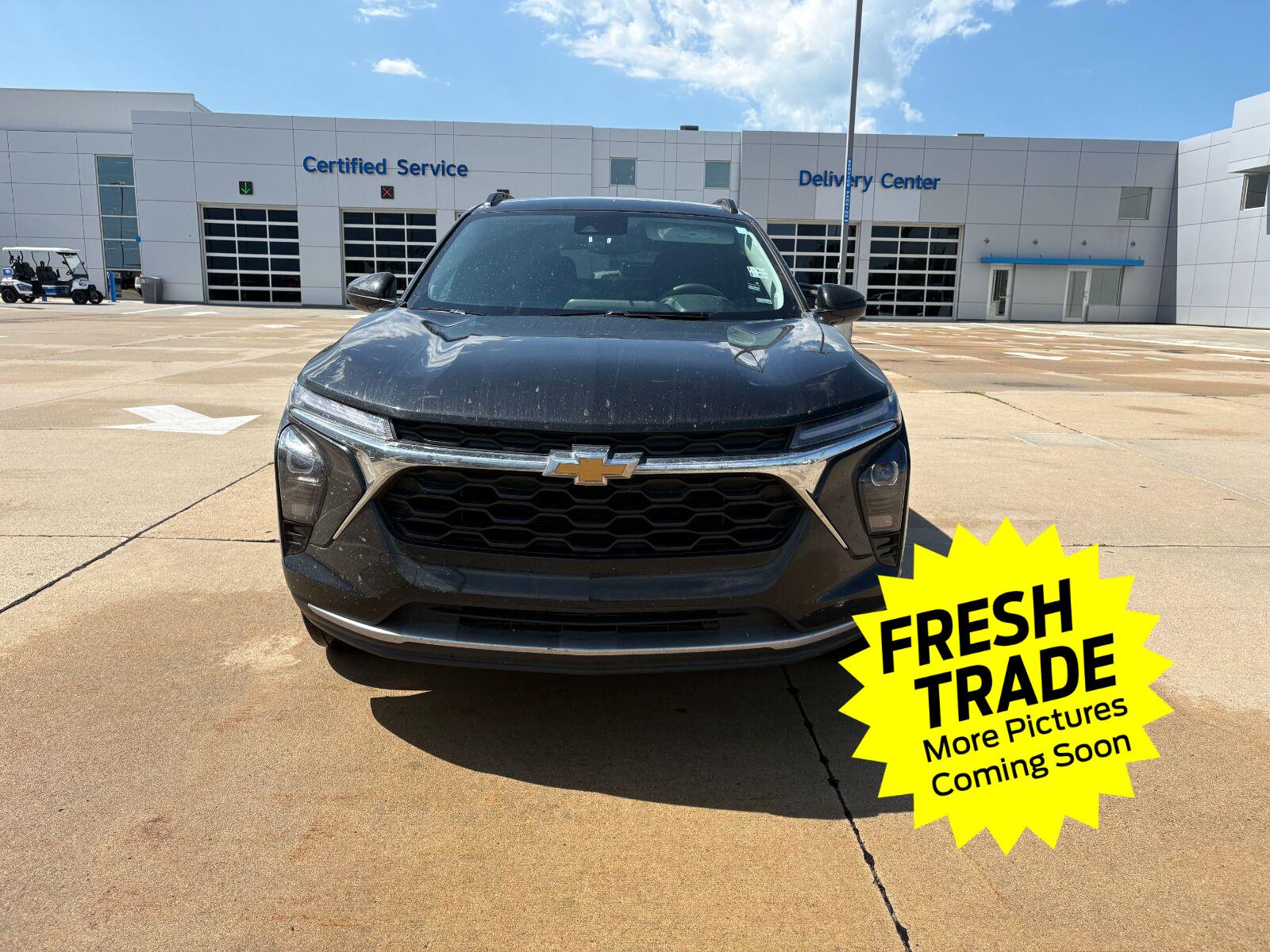 Mosaic Black Metallic 2025 Chevrolet Trax SUV / Crossover Front-Wheel Drive 6-Speed Automatic