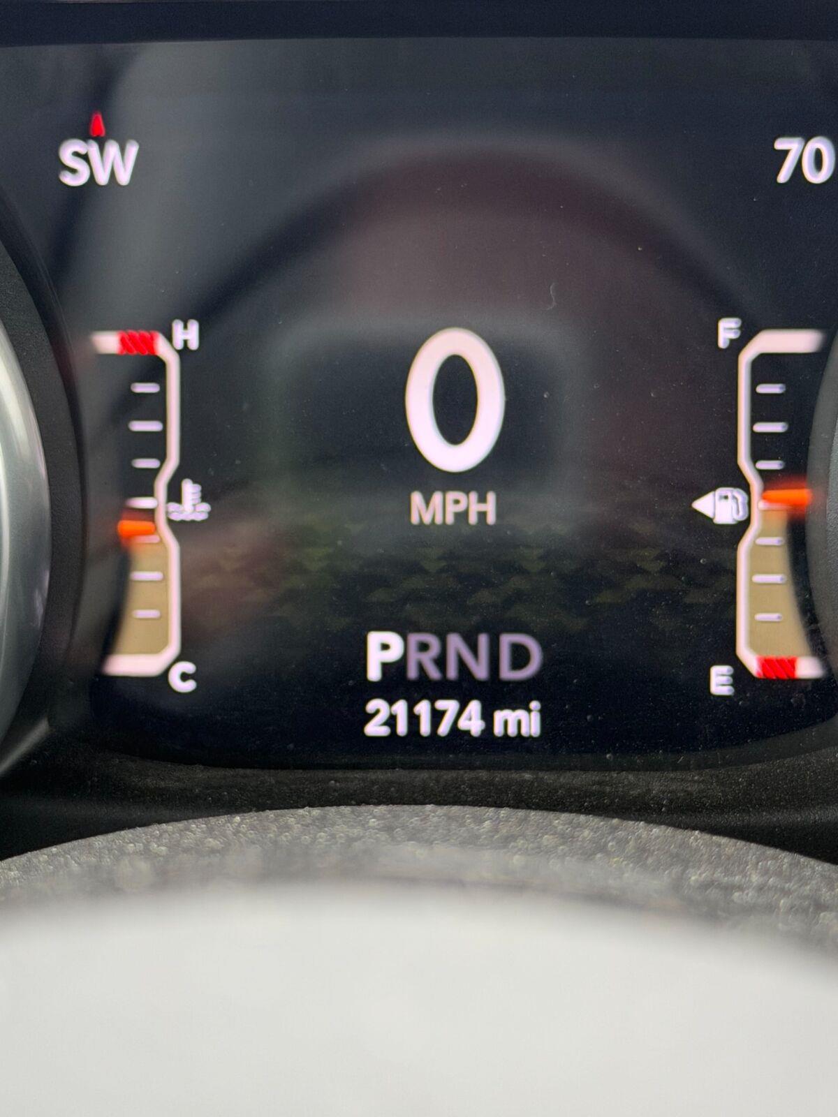 Used 2018 Black Clearcoat Jeep Sport S image 10