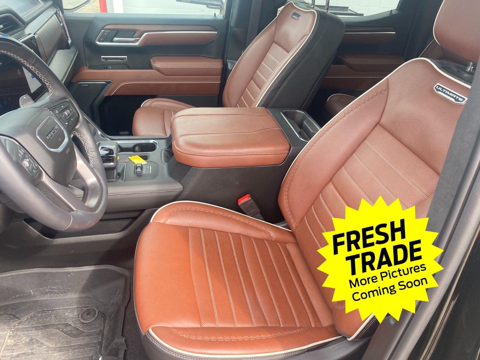 Used 2025 Onyx Black GMC Denali Ultimate image 10