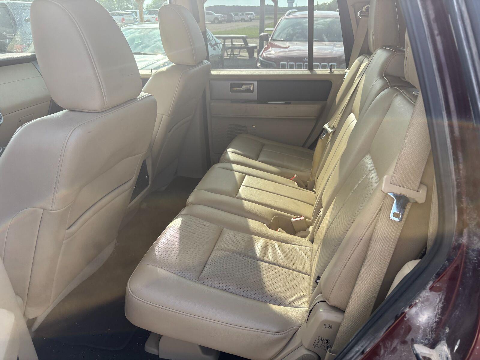 Used 2017 Bronze Fire Ford XLT image 7